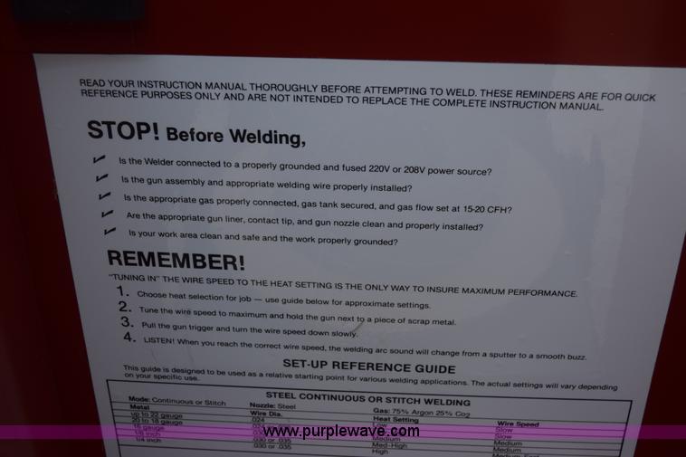 image for item BX9844 Snap-on YA205A mig welder