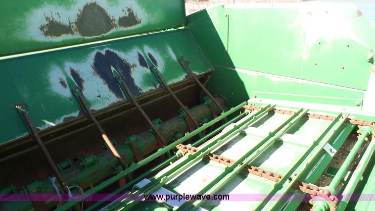 image for item BZ9048 Frontier BP116 bale processor