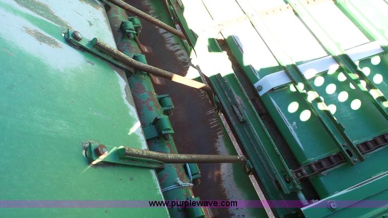 image for item BZ9048 Frontier BP116 bale processor