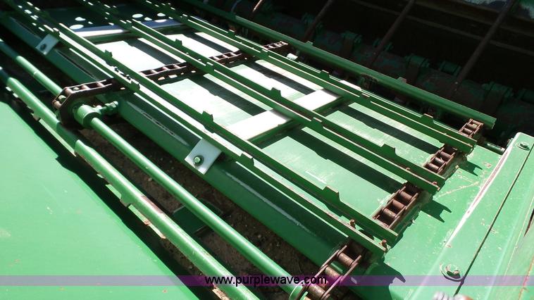 image for item BZ9048 Frontier BP116 bale processor