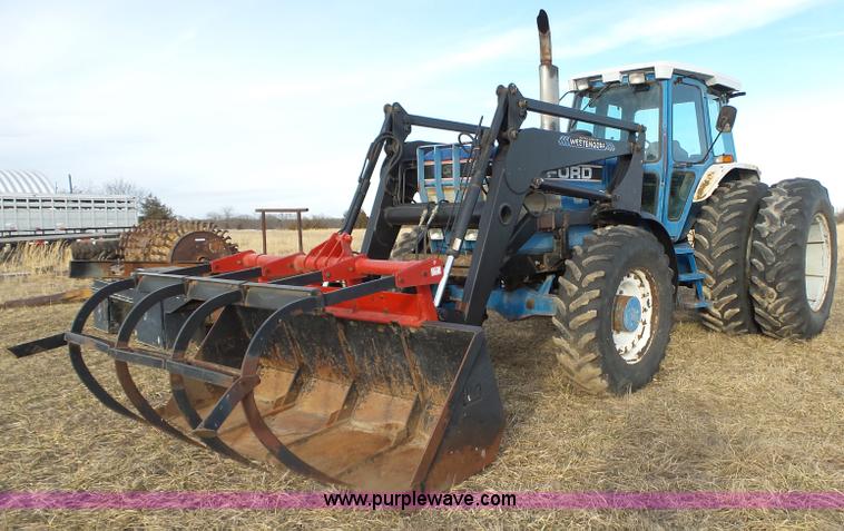 image for item G7808 1989 Ford TW25 MFWD tractor