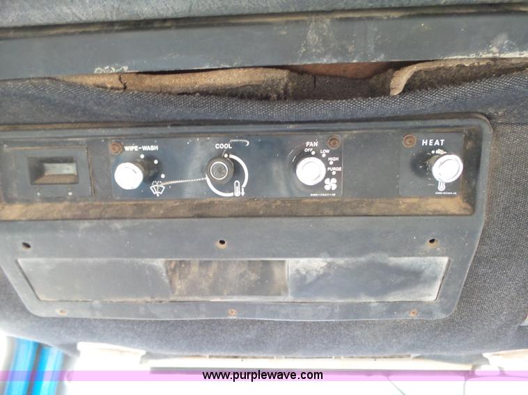 image for item G7808 1989 Ford TW25 MFWD tractor