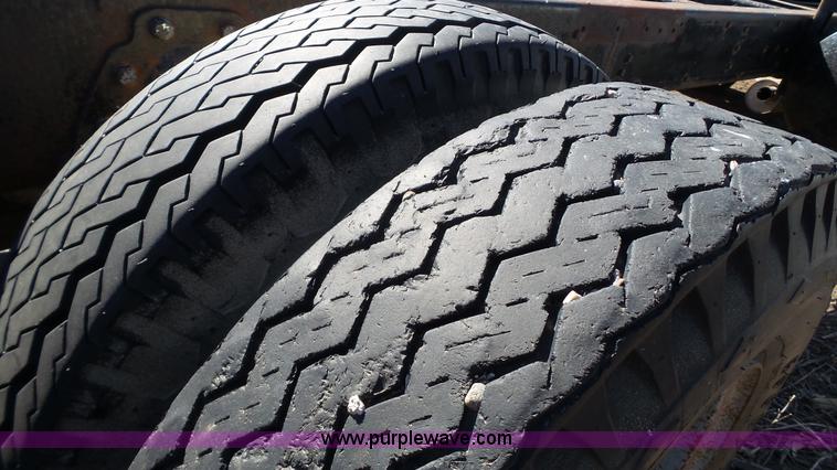 image for item J1269 1967 GMC 7500 truck cab and chassis