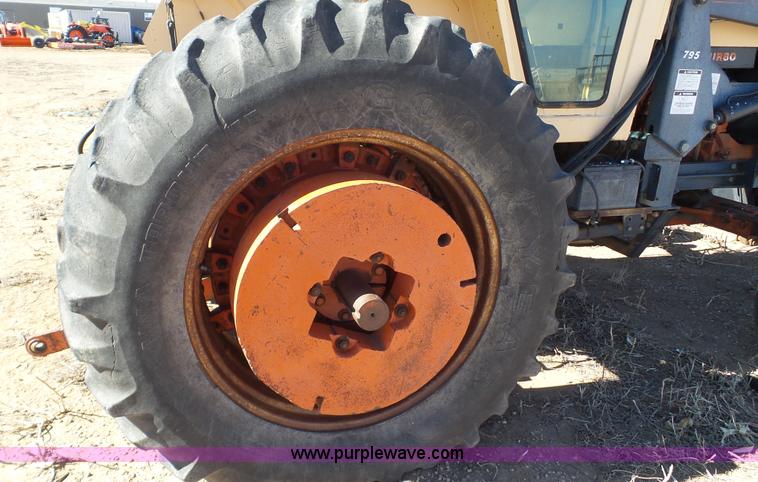 image for item J1282 Case 1370 tractor