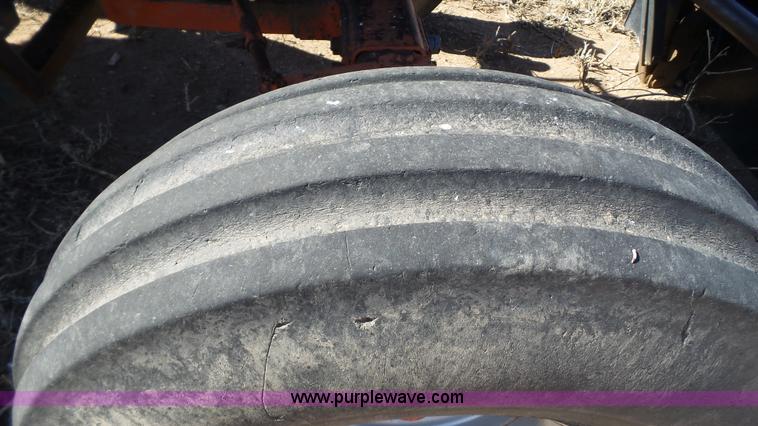 image for item J1282 Case 1370 tractor