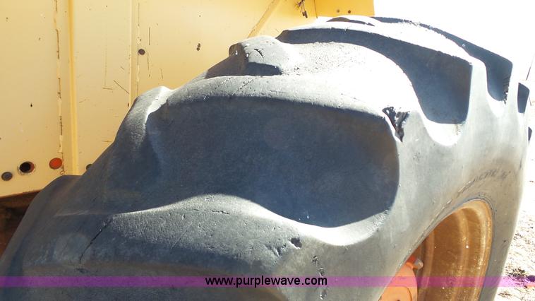 image for item J1282 Case 1370 tractor