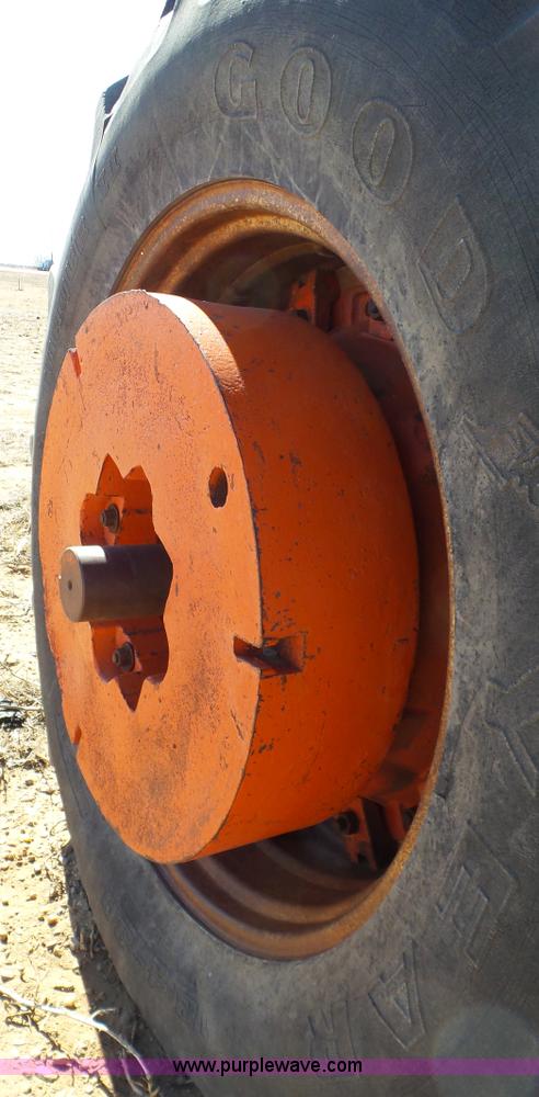 image for item J1282 Case 1370 tractor