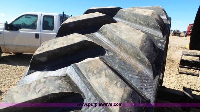 image for item J1285 1995 Caterpillar Challenger 45 tractor