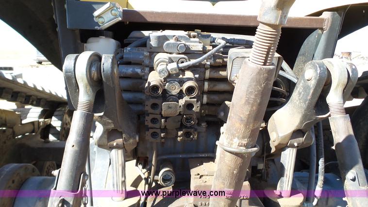 image for item J1285 1995 Caterpillar Challenger 45 tractor