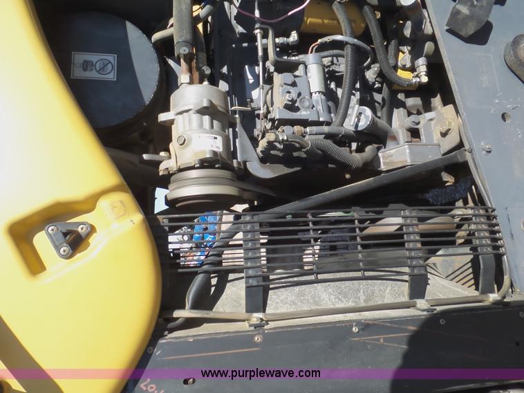 image for item J1285 1995 Caterpillar Challenger 45 tractor