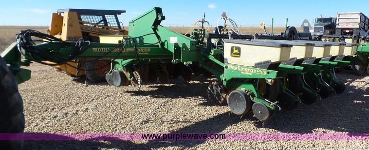 image for item J1293 John Deere 1770 Conservation Max Emerge planter