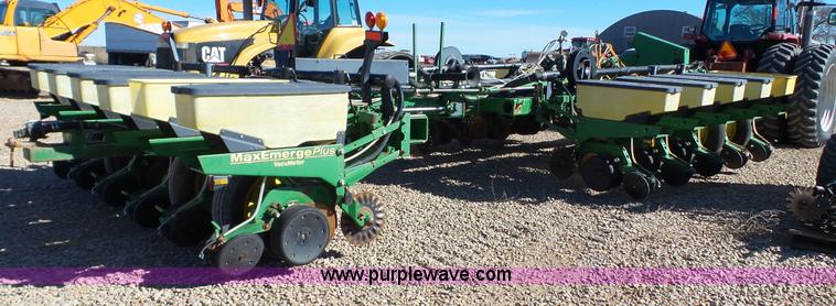 image for item J1293 John Deere 1770 Conservation Max Emerge planter