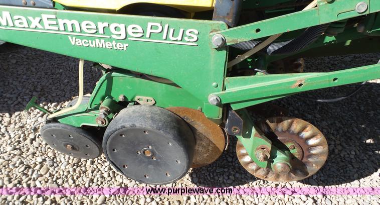 image for item J1293 John Deere 1770 Conservation Max Emerge planter