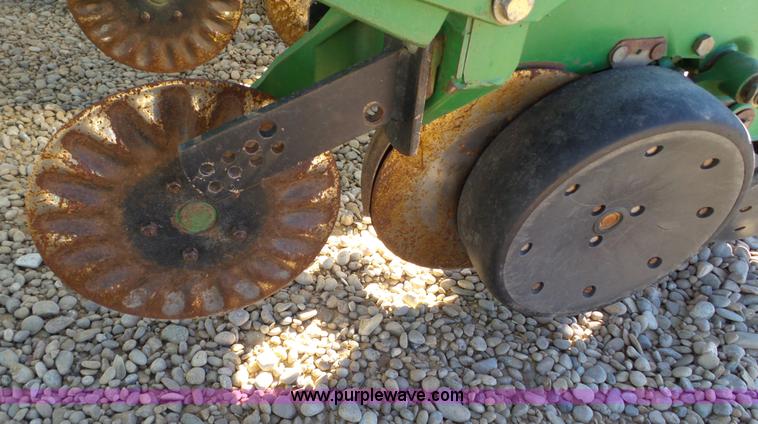 image for item J1293 John Deere 1770 Conservation Max Emerge planter