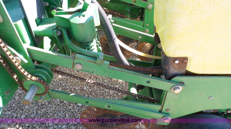 image for item J1293 John Deere 1770 Conservation Max Emerge planter
