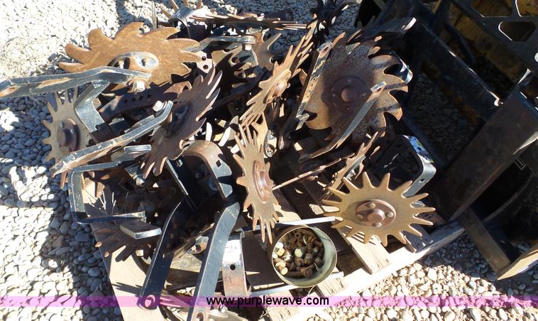 image for item J1293 John Deere 1770 Conservation Max Emerge planter