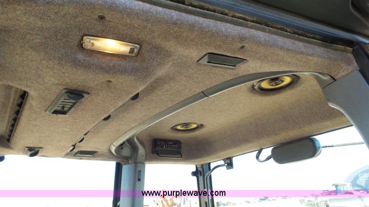 image for item J1294 1997 Caterpillar Challenger 55 tractor