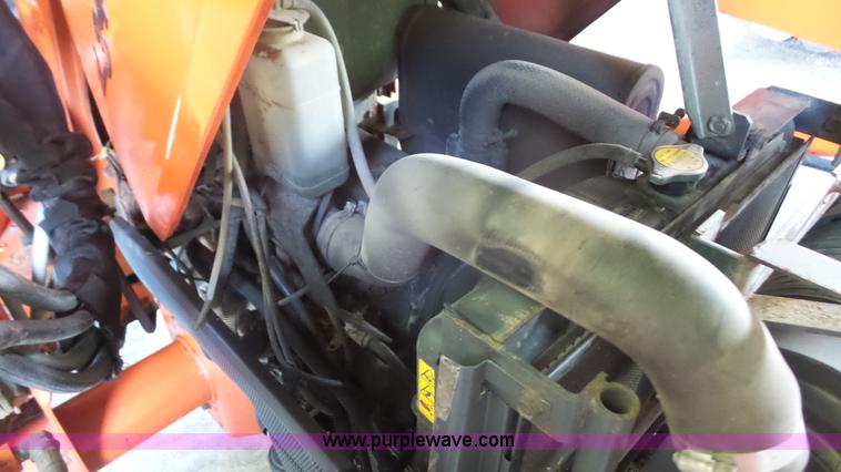 image for item J4688 2007 Kubota L3400D MFWD tractor