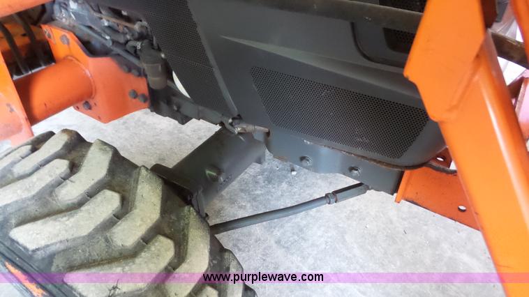 image for item J4688 2007 Kubota L3400D MFWD tractor