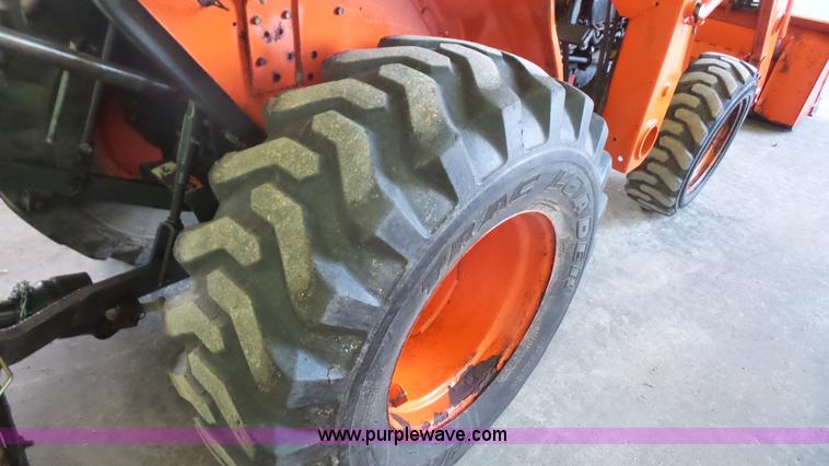 image for item J4688 2007 Kubota L3400D MFWD tractor