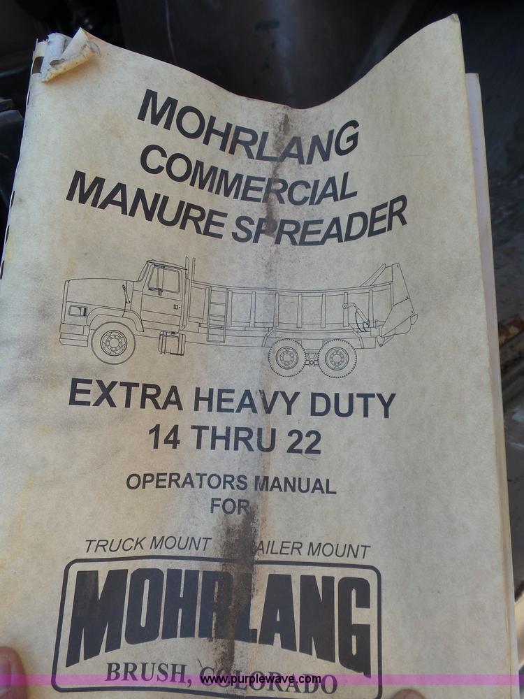 image for item J6230 1989 Ford LA9000 AeroMax 106 manure spreader truck