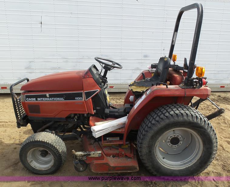 image for item J6243 Case 1130 tractor