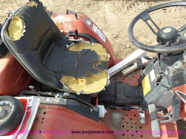 image for item J6243 Case 1130 tractor