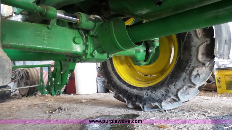 image for item J7288 2011 John Deere 6430 Premium MFWD tractor