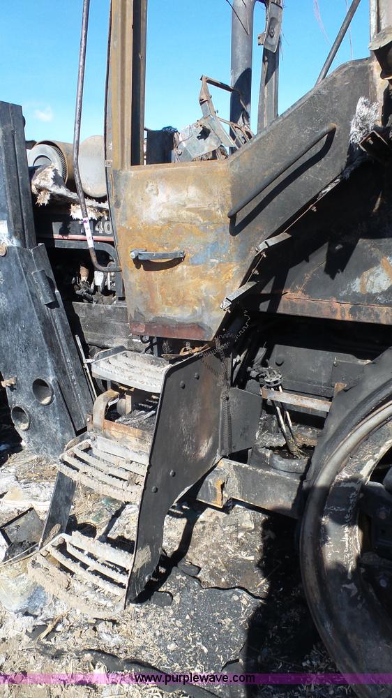 image for item J7289 Case IH 7140 tractor