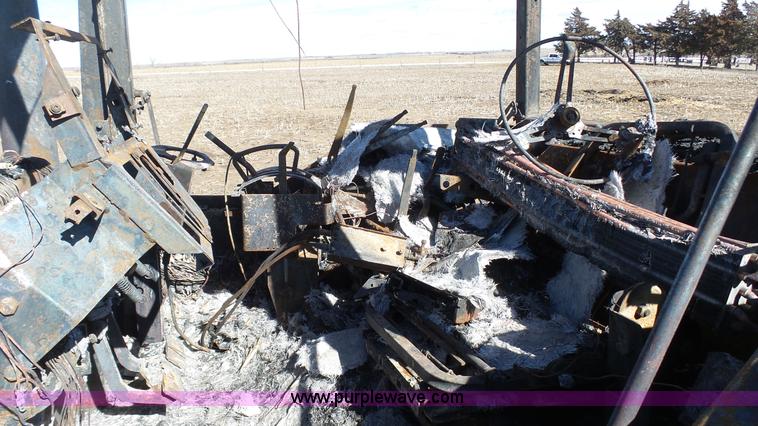 image for item J7289 Case IH 7140 tractor