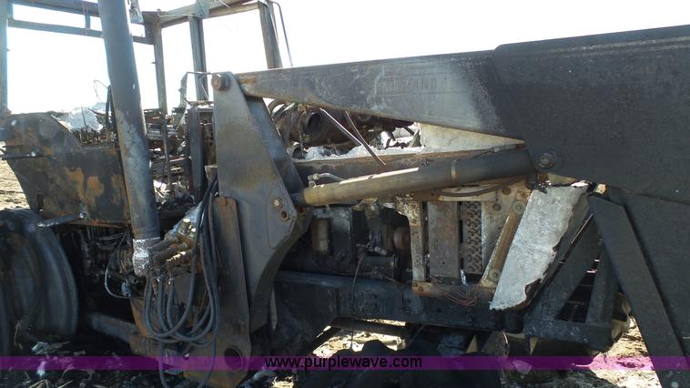 image for item J7289 Case IH 7140 tractor