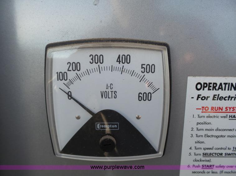 image for item J7356 Reinke three tower irrigation system