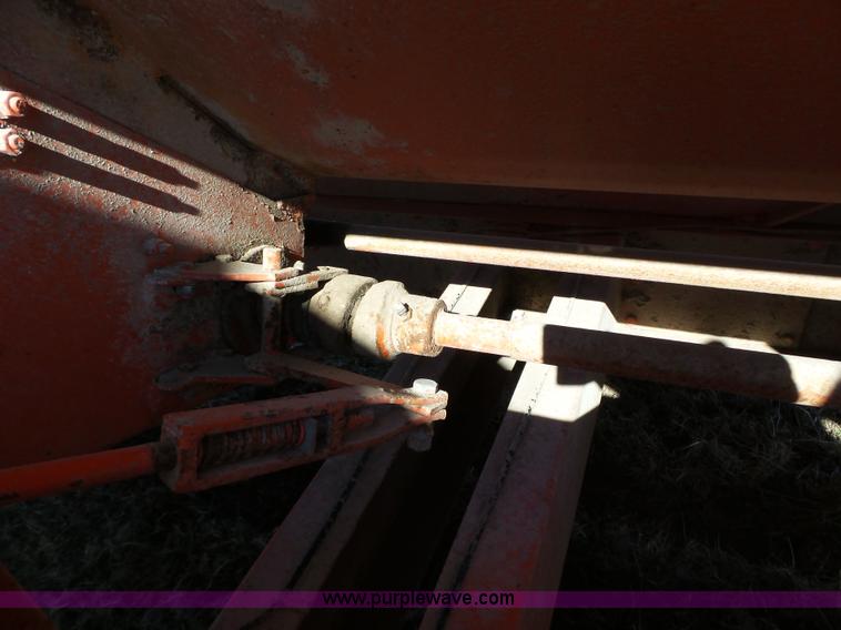 image for item J7671 Butler/Oswalt 2840 Ensilmixer feed mixer