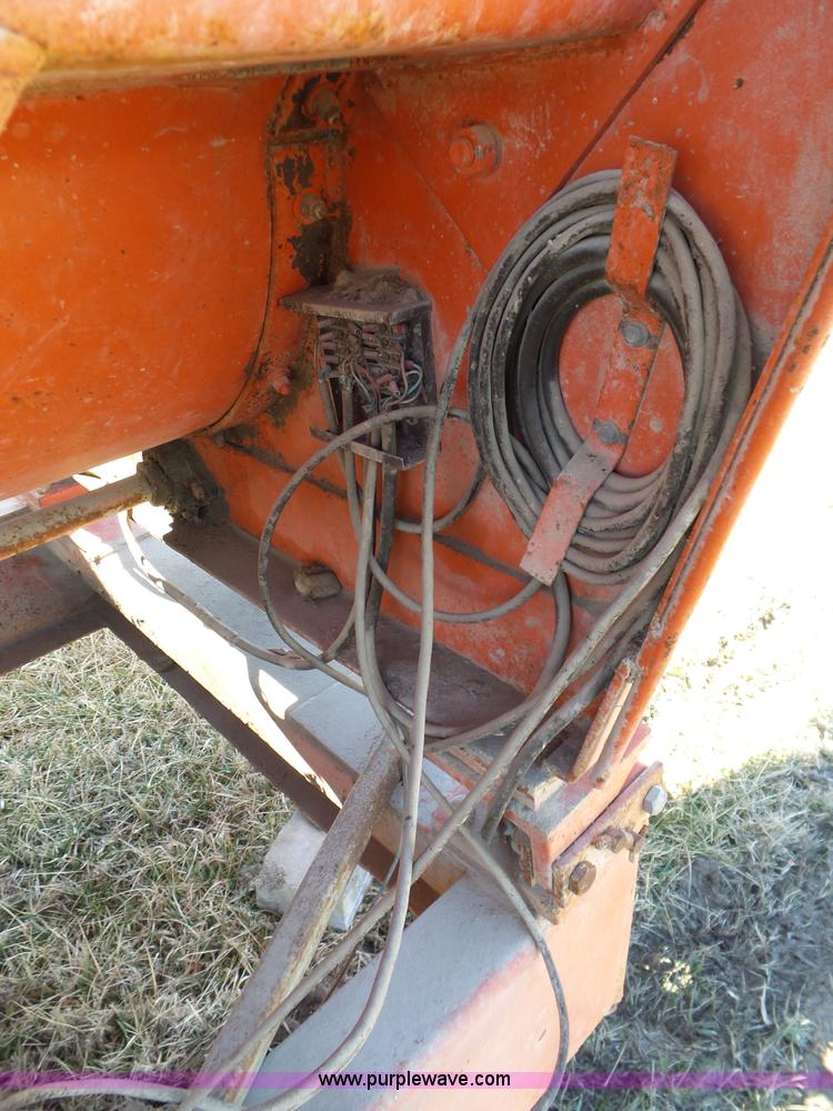 image for item J7671 Butler/Oswalt 2840 Ensilmixer feed mixer