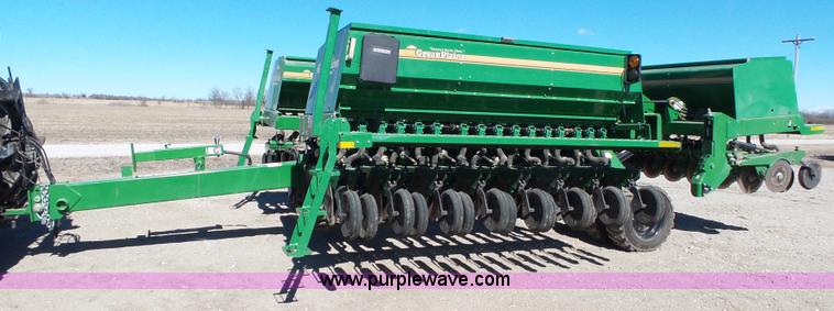 image for item J7673 2013 Great Plains 3S-3000HD grain drill