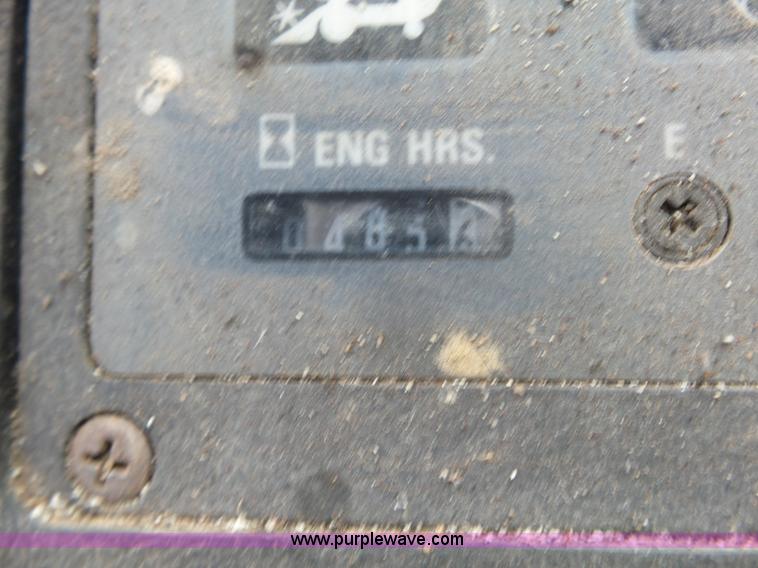 image for item J7678 1979 International 1440 combine