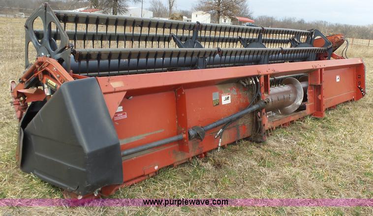 image for item J7678 1979 International 1440 combine