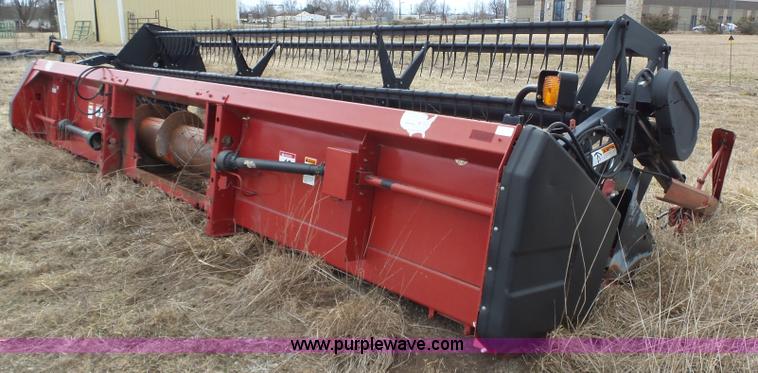 image for item J7678 1979 International 1440 combine