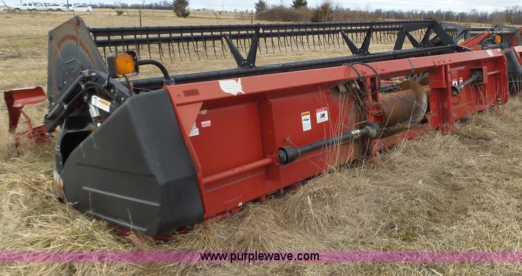 image for item J7678 1979 International 1440 combine