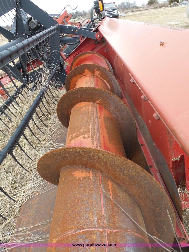 image for item J7678 1979 International 1440 combine