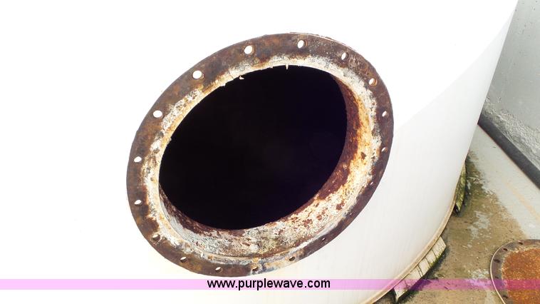 image for item J8437 Tank