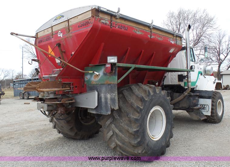 image for item K4274 1996 Ford LN8000 applicator truck