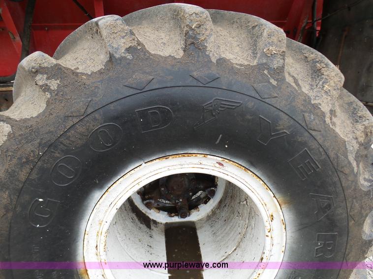 image for item K4274 1996 Ford LN8000 applicator truck