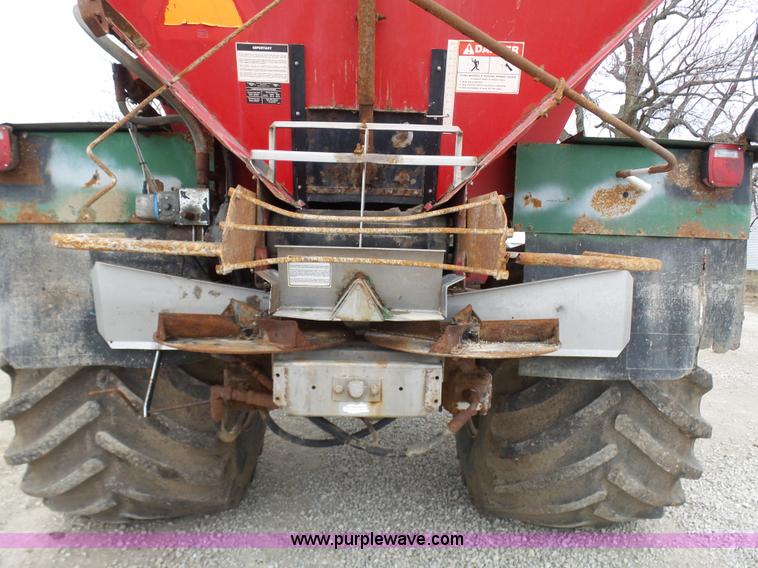 image for item K4274 1996 Ford LN8000 applicator truck