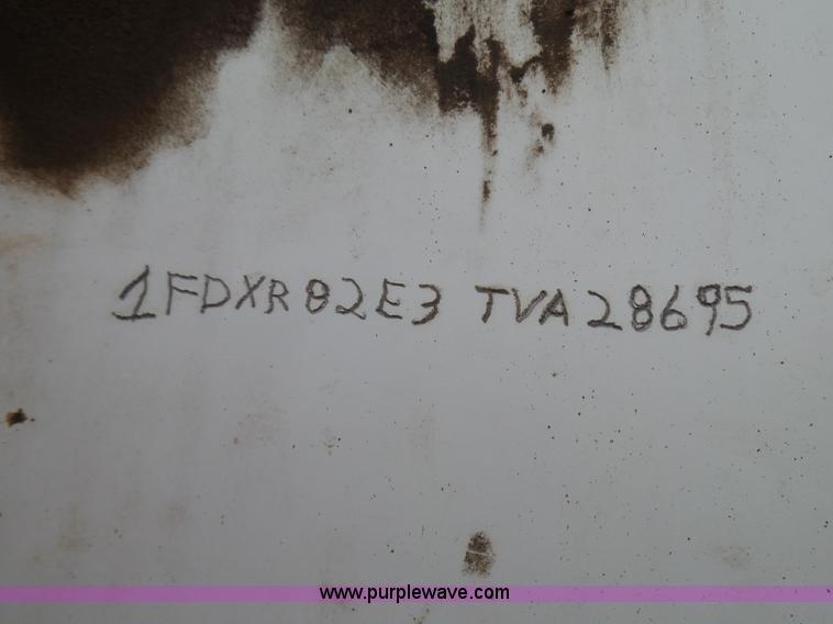 image for item K4274 1996 Ford LN8000 applicator truck