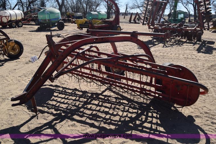 image for item K4375 Massey-Ferguson 36 hay rake