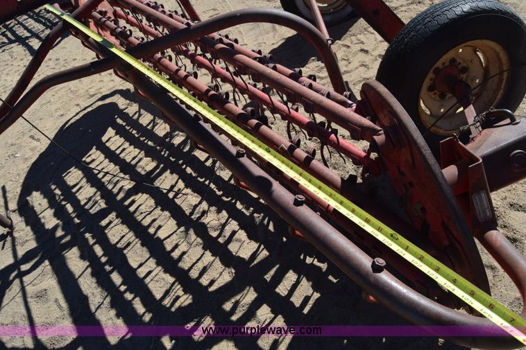 image for item K4375 Massey-Ferguson 36 hay rake