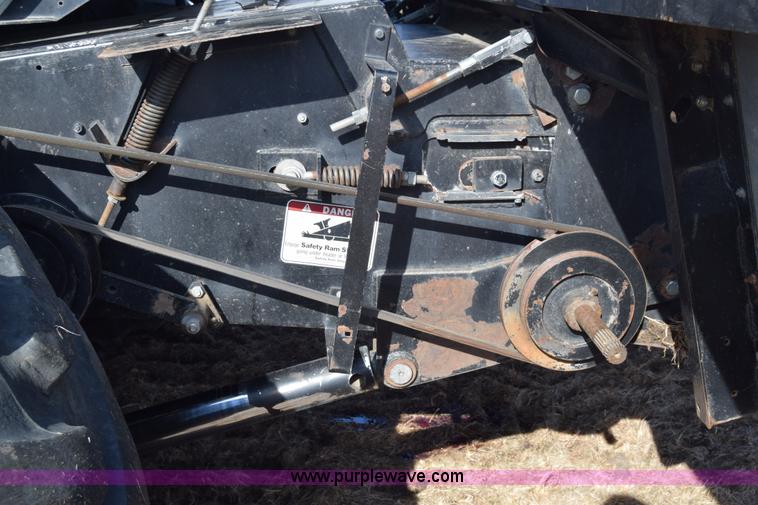 image for item K4406 1994 Gleaner R72 combine