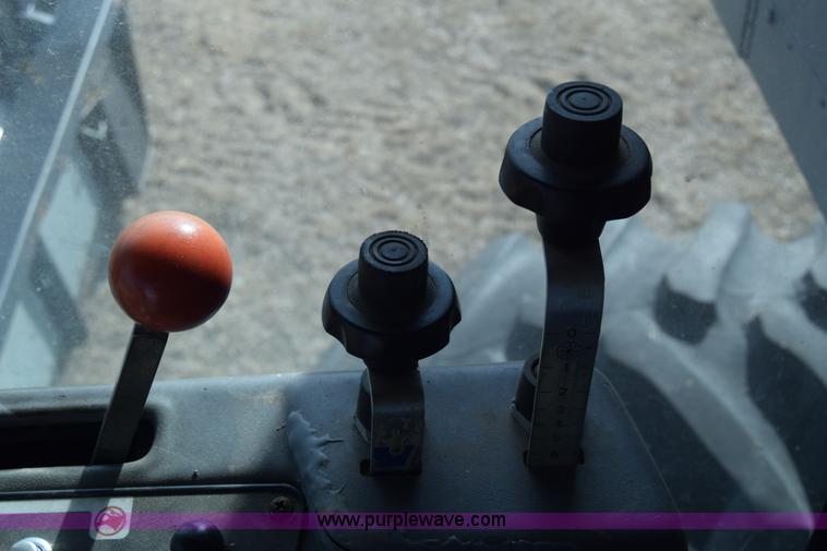 image for item K4406 1994 Gleaner R72 combine