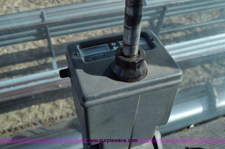 image for item K4406 1994 Gleaner R72 combine